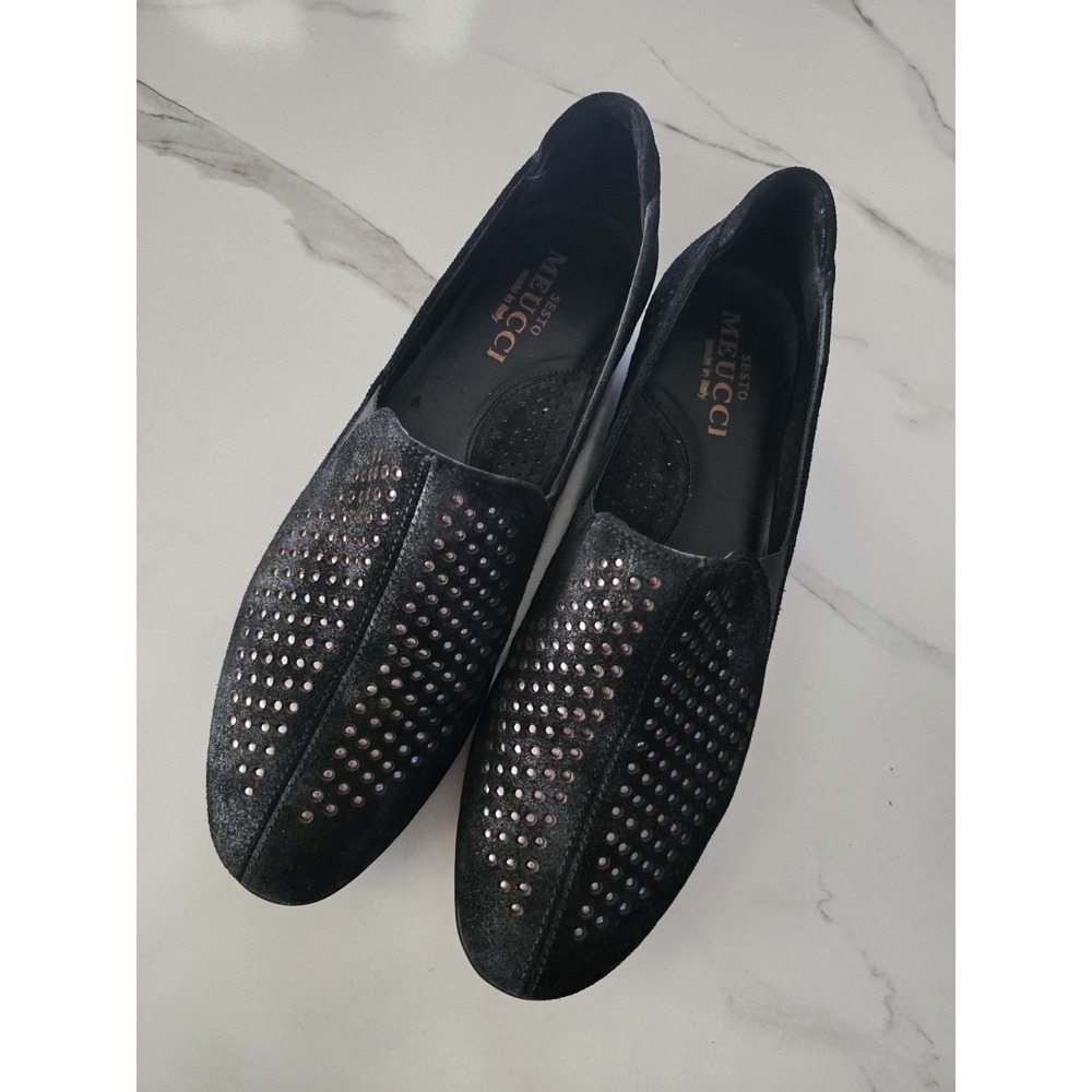 Sesto Meucci Black Studded Suede SlipOn Loafers Comfort Flats 7.5 N Italy